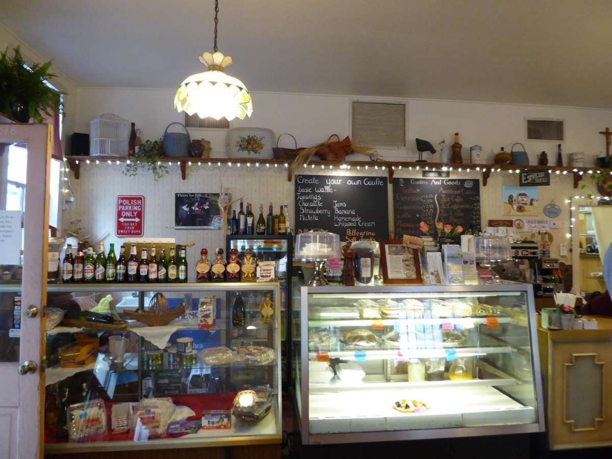 Gaufres and Goods — photograph 7